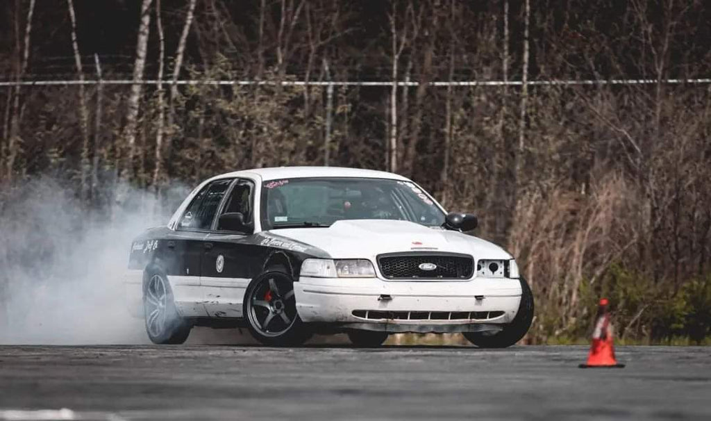 CROWN VICTORIA